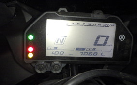 YAMAHA YZF-R25