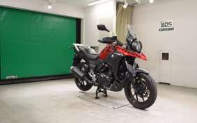 SUZUKI Vｽﾄﾛｰﾑ250 2018