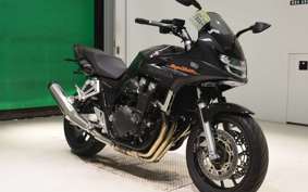 HONDA CB1300SB SUPER BOLDOR 2025 SC54