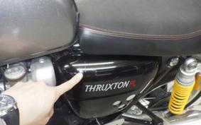 TRIUMPH THRUXTON 1200 R 2016