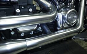 HARLEY FLBS 1870 2017