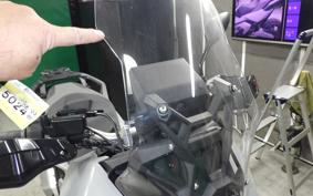HONDA X-ADV 750 2025 RH21