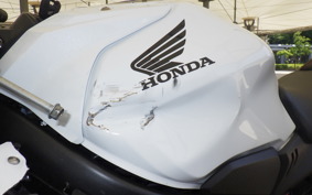 HONDA CBR650R 2023 RH03