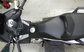BMW C400GT 2025