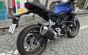 HONDA CB250R MC52