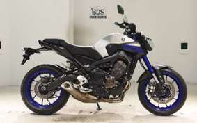 YAMAHA MT-09 A RN34J