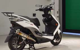 YAMAHA CYGNUS 125 XSR 2 2001 SE44J
