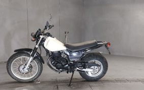 YAMAHA TW225 DG09J