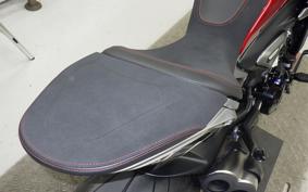 DUCATI XディアベルV4 2026