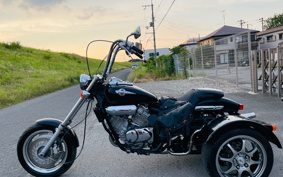 HONDA V- TWIN MAGNA TRIKE MC29