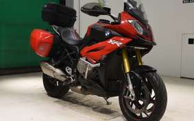 BMW S1000XR
