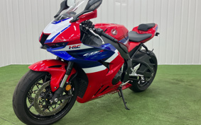 HONDA CBR1000RR-R FB SP 2024 SC82