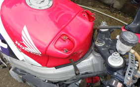 HONDA RVF400 2000 NC35
