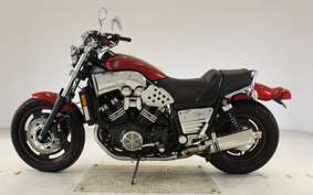 YAMAHA VMAX 2004