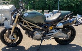 DUCATI MONSTAR M696 2013