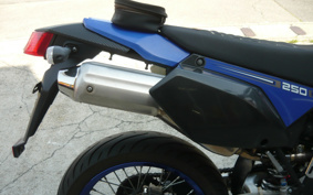 KAWASAKI KLX125D TRACKER X LX250V