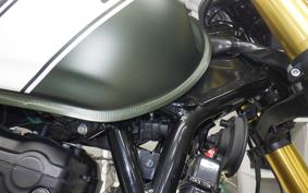 TRIUMPH SCRAMBLER 400X 2024