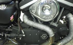 HARLEY XL883R 2006