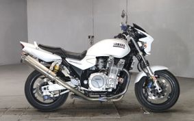 YAMAHA XJR1300 2000 RP03J