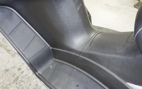 SUZUKI SKYWAVE 200 (Burgman 200)