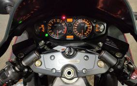 SUZUKI GSX-1300R HAYABUSA 1999 GW71A
