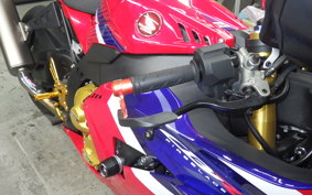 HONDA CBR1000RR RSP 2024 SC82