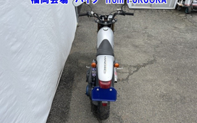 SUZUKI STREET MAGIC