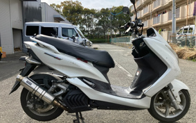 YAMAHA MAJESTYS SG28J