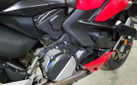 DUCATI STREETFIGHTER V2 2022 3F00