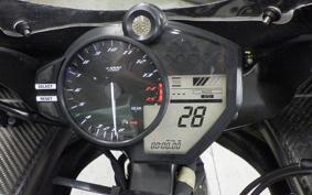 YAMAHA YZF-R1