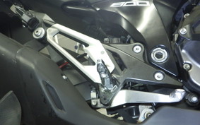 KAWASAKI Z800 2013