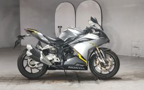 HONDA CBR250RR MC51