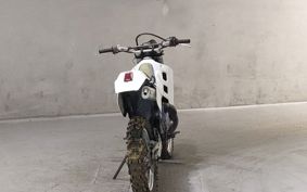 SUZUKI TS200R SH12A