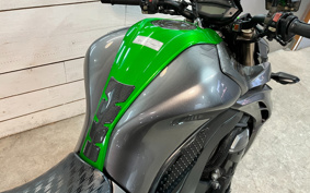 KAWASAKI Z1000 2014 ZRT00F
