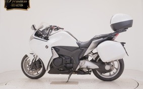 HONDA VFR1200F DCT 2010 SC63