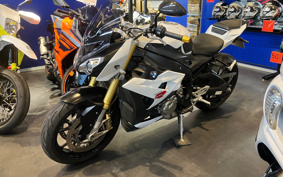 BMW S1000R 2016 0D02
