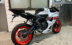 YAMAHA YZF-R7 2023 RM39J