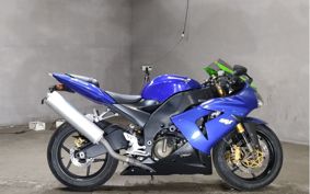 KAWASAKI ZX 10 NINJA R 2004 ZXT00C