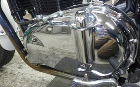TRIUMPH BONNEVILLE T100 2005
