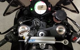 KAWASAKI ZX 10 NINJA R 2013 ZXCE13