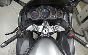 KAWASAKI ZZ1200 NINJA R 2002 ZXT20C