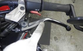 TRIUMPH STREET TRIPLE RS 2021
