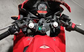 HONDA CBR250R MC41
