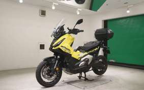 HONDA X-ADV 750 2025 RH21