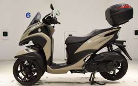 YAMAHA TRICITY 155