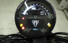 TRIUMPH TRIDENT 660 2025