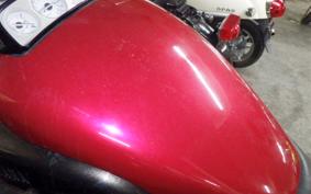 YAMAHA VMAX 2000