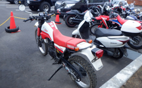 YAMAHA SEROW 225 KICK 1KH