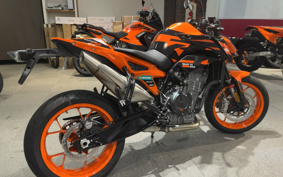 KTM 890 DUKE GP TU940