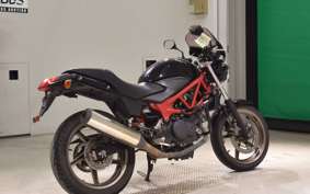 HONDA VTR 250 Gen. 2 2024 MC33